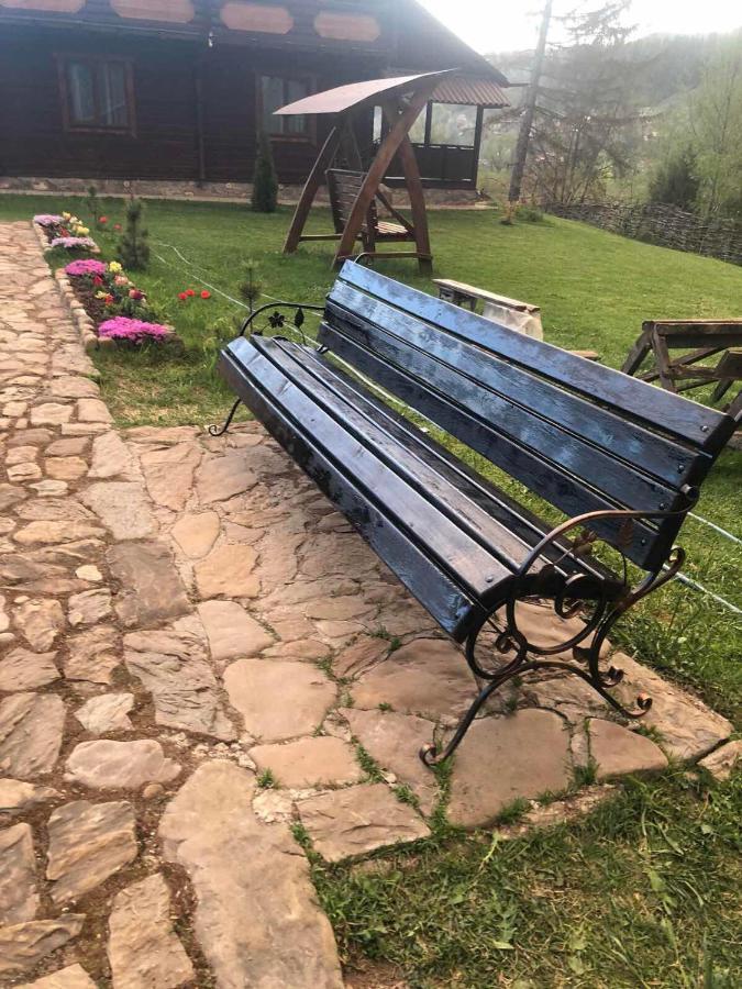 Чорногірський Вітер Verkhovyna Exterior foto